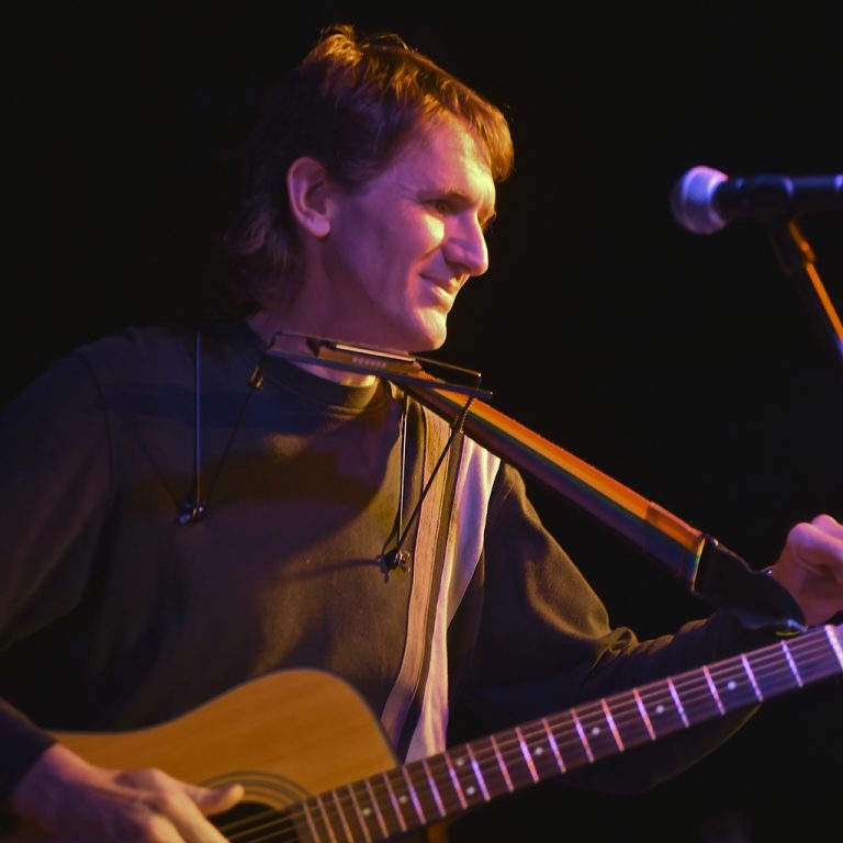 The Lost Larks Three respected songwriters in stunning 3 part harmony